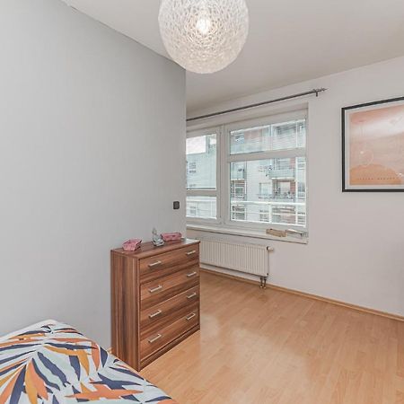 °°°Carolina'S Modern Apartment °°° Hradec Kralove Ngoại thất bức ảnh