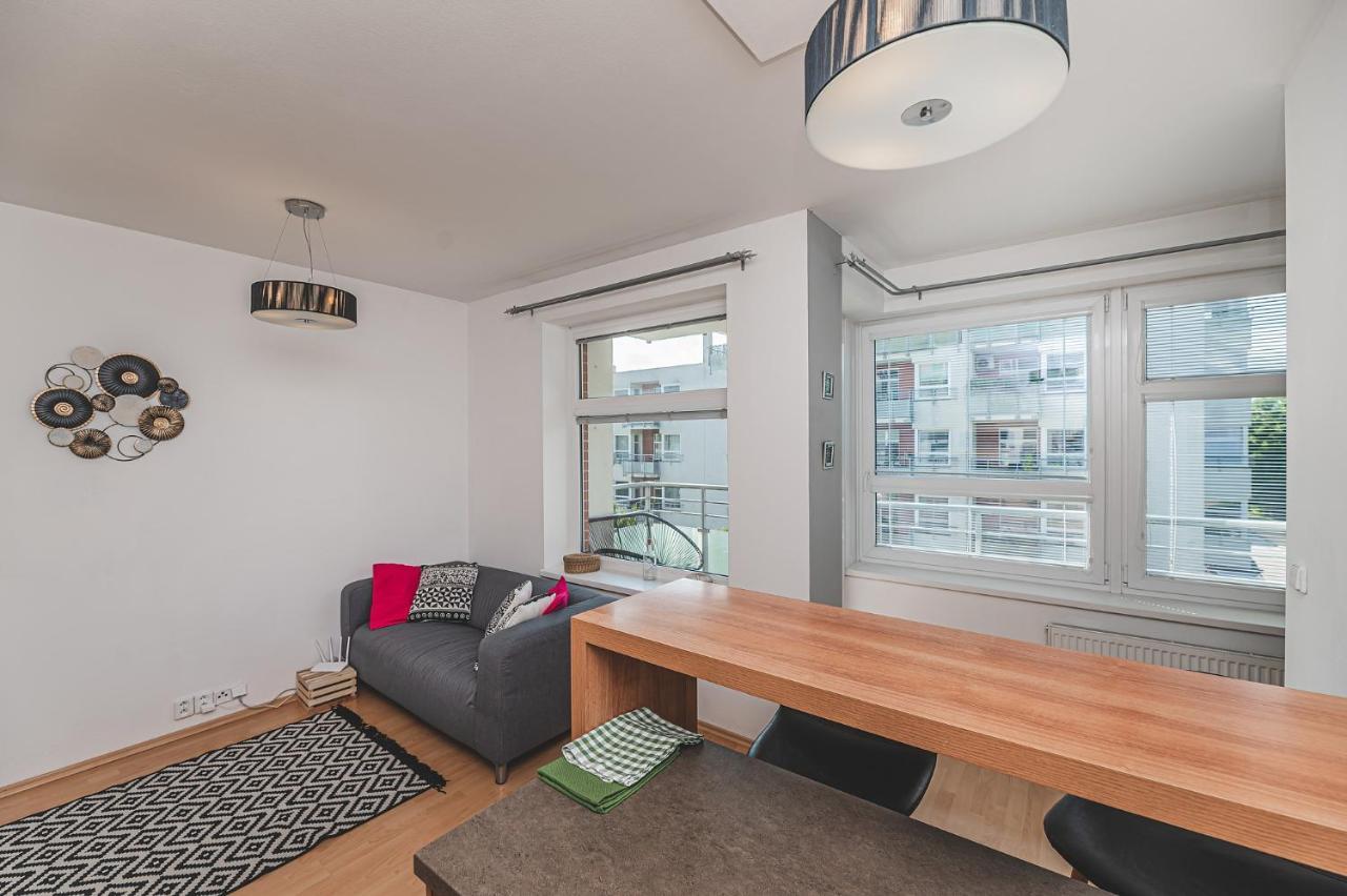 °°°Carolina'S Modern Apartment °°° Hradec Kralove Ngoại thất bức ảnh
